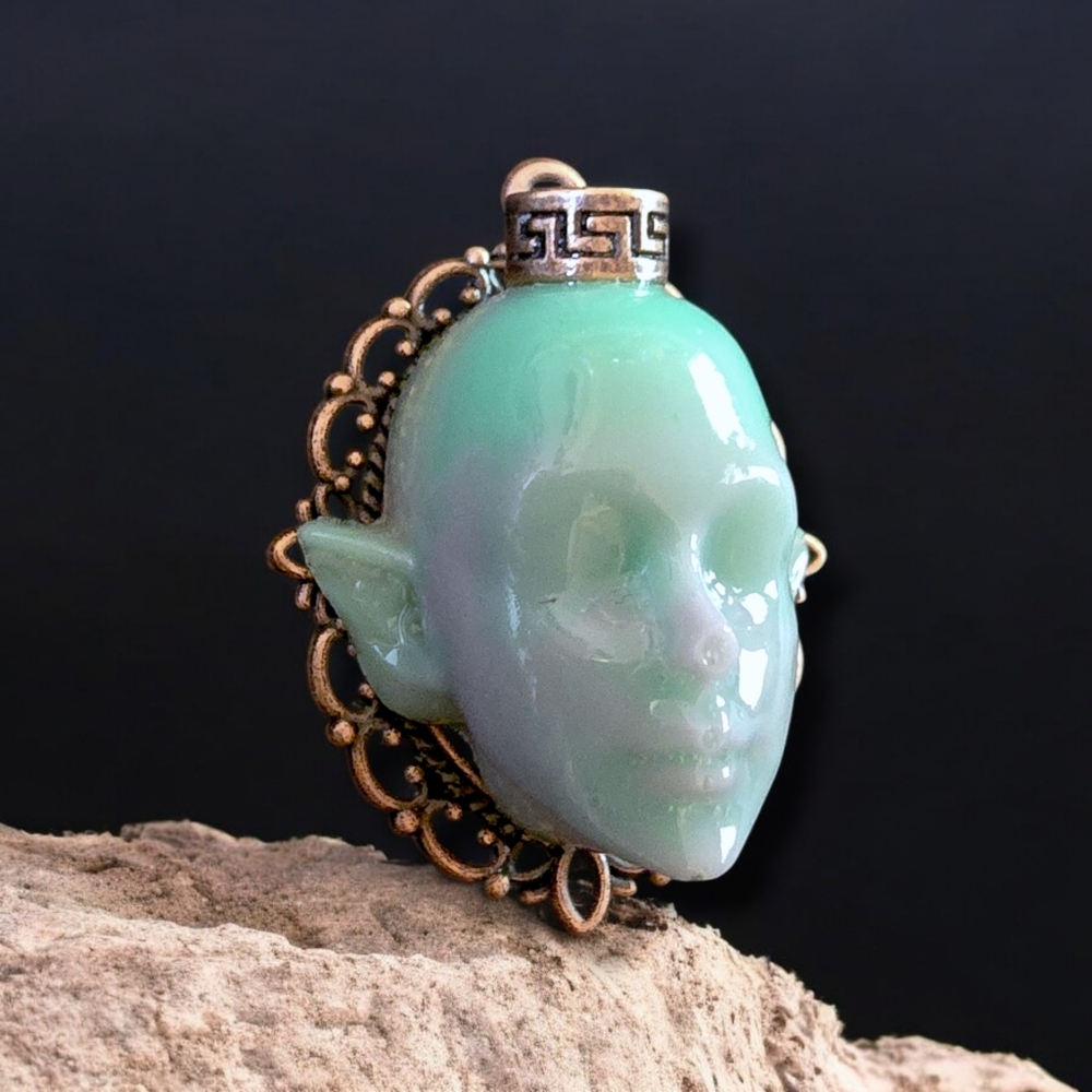 Elf protection necklace. Amulet pendant. Magic. Paganism.